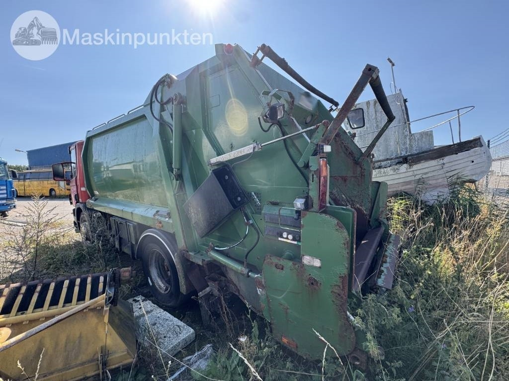 Scania P 94 D - شاحنة القمامة: صور 2 Scania P 94 D - شاحنة القمامة: صور 2