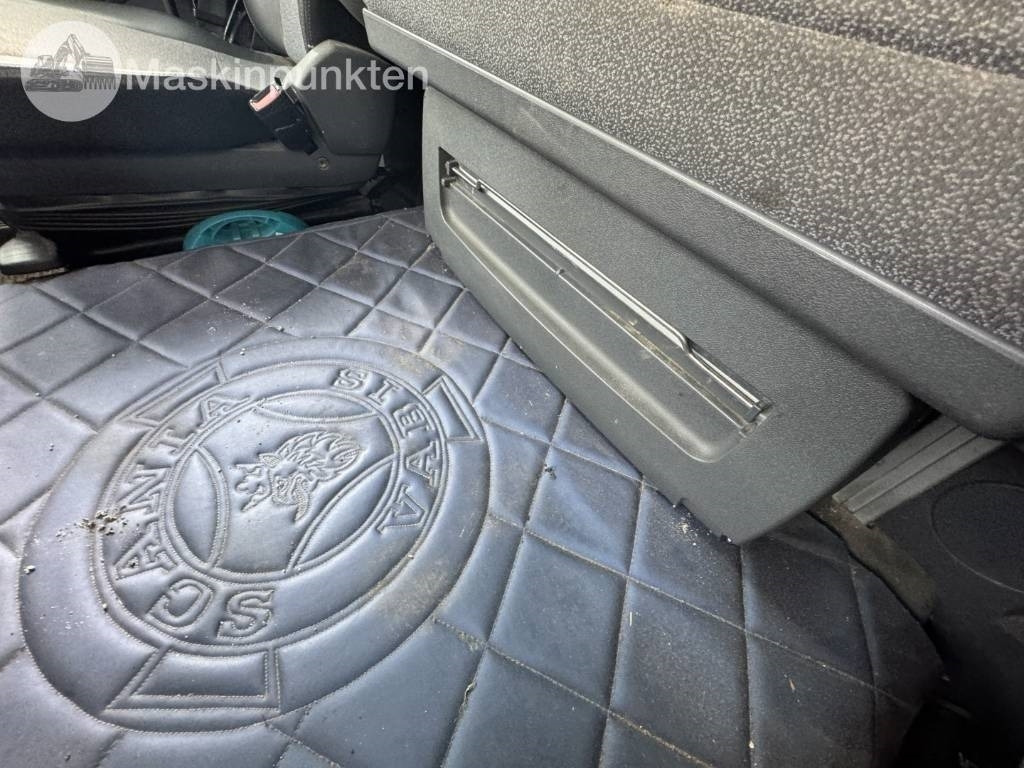 بصندوق مغلق شاحنة Scania R 420 LB: صور 39 بصندوق مغلق شاحنة Scania R 420 LB: صور 39