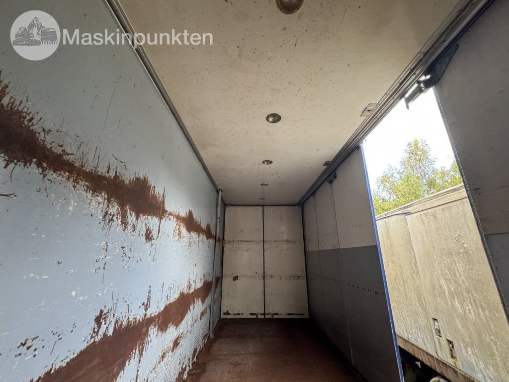 بصندوق مغلق شاحنة Scania R 420 LB: صور 46 بصندوق مغلق شاحنة Scania R 420 LB: صور 46