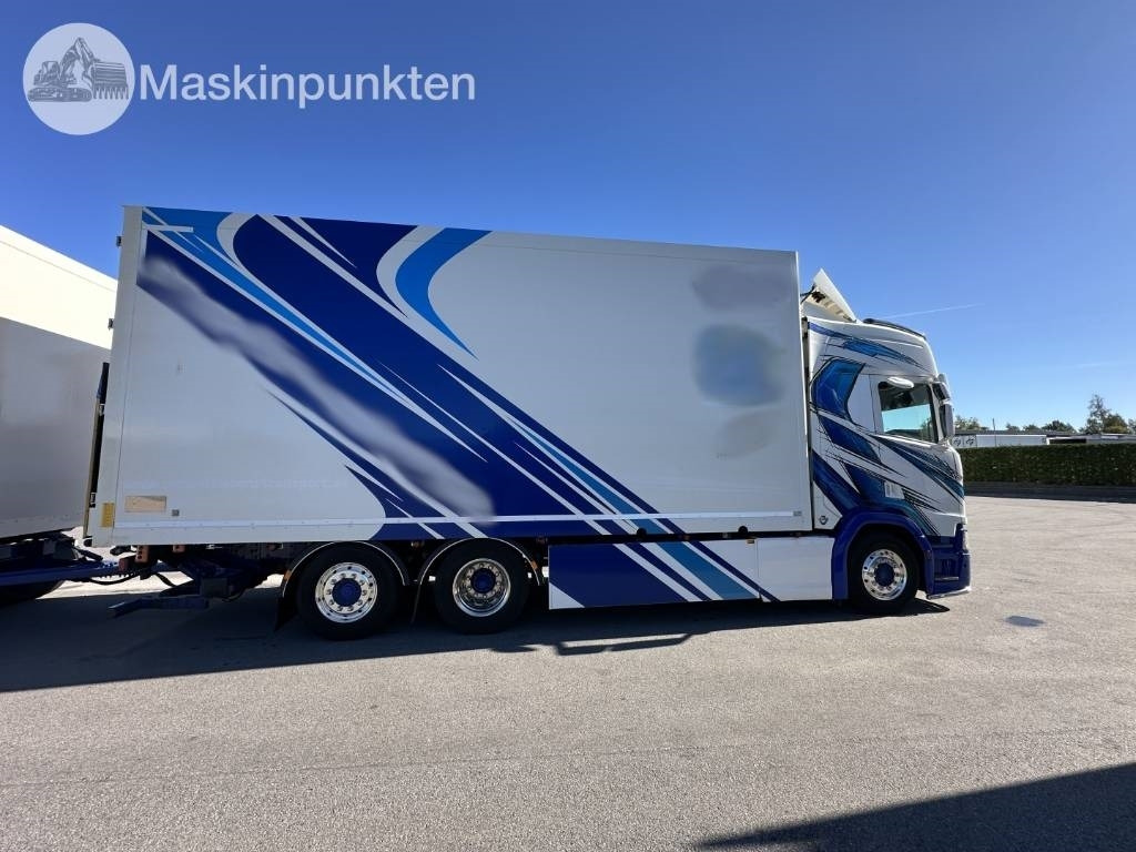 Scania R 520 - بصندوق مغلق شاحنة: صور 4 Scania R 520 - بصندوق مغلق شاحنة: صور 4
