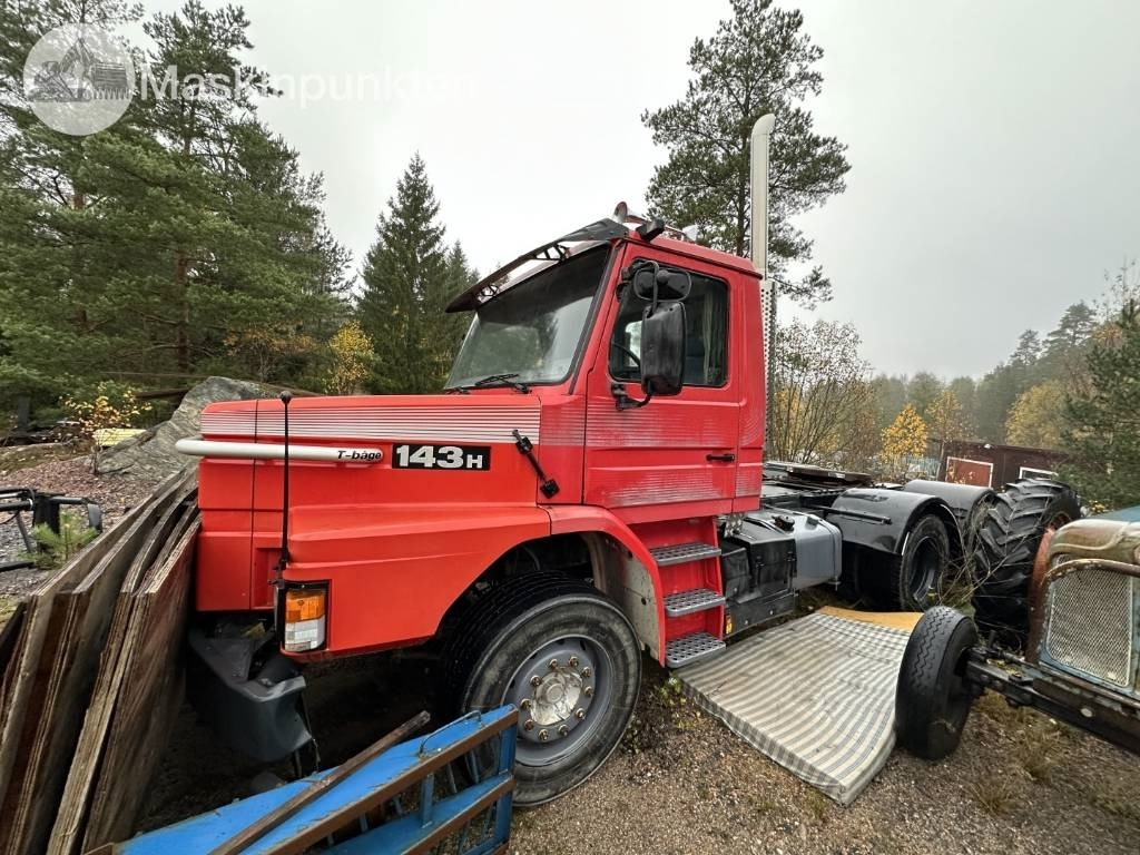 Scania T 143 H - شاحنة جرار: صور 5 Scania T 143 H - شاحنة جرار: صور 5
