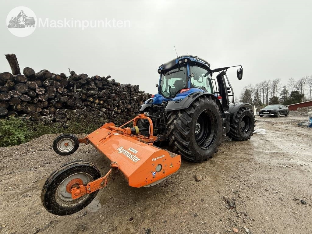 Valtra T 255 MED KRAN OCH AGGREGAT!  - جرار أعمال الحراجة: صور 3 Valtra T 255 MED KRAN OCH AGGREGAT!  - جرار أعمال الحراجة: صور 3