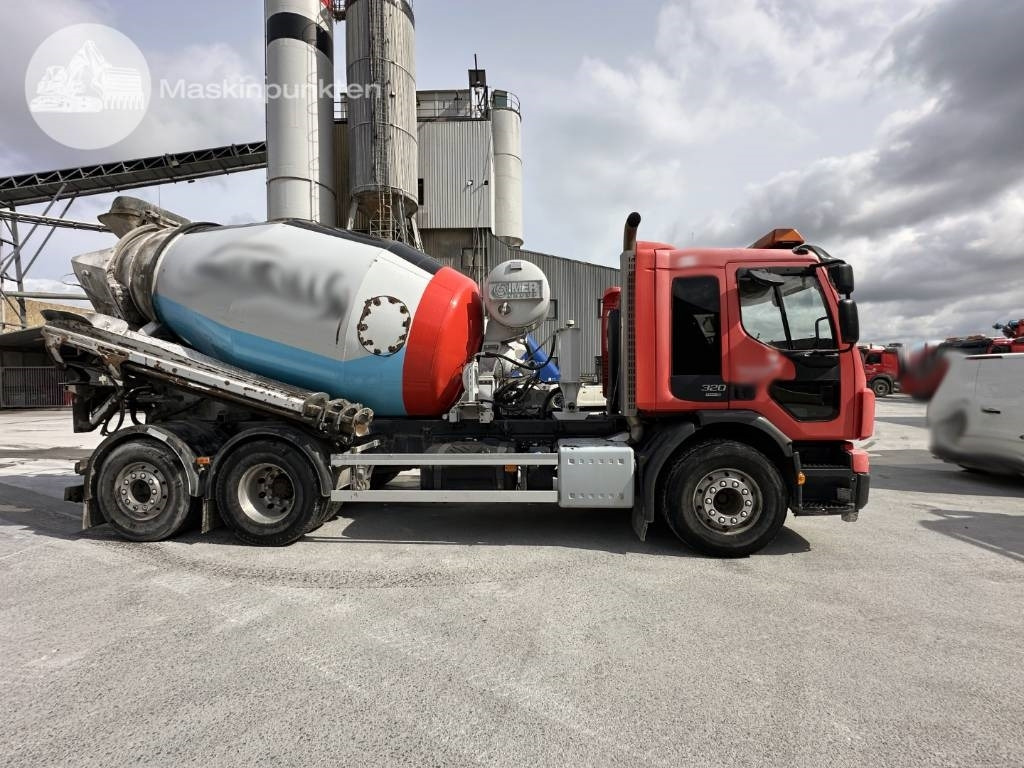 Volvo FE 320 - شاحنة خلاطة خرسانة: صور 1 Volvo FE 320 - شاحنة خلاطة خرسانة: صور 1