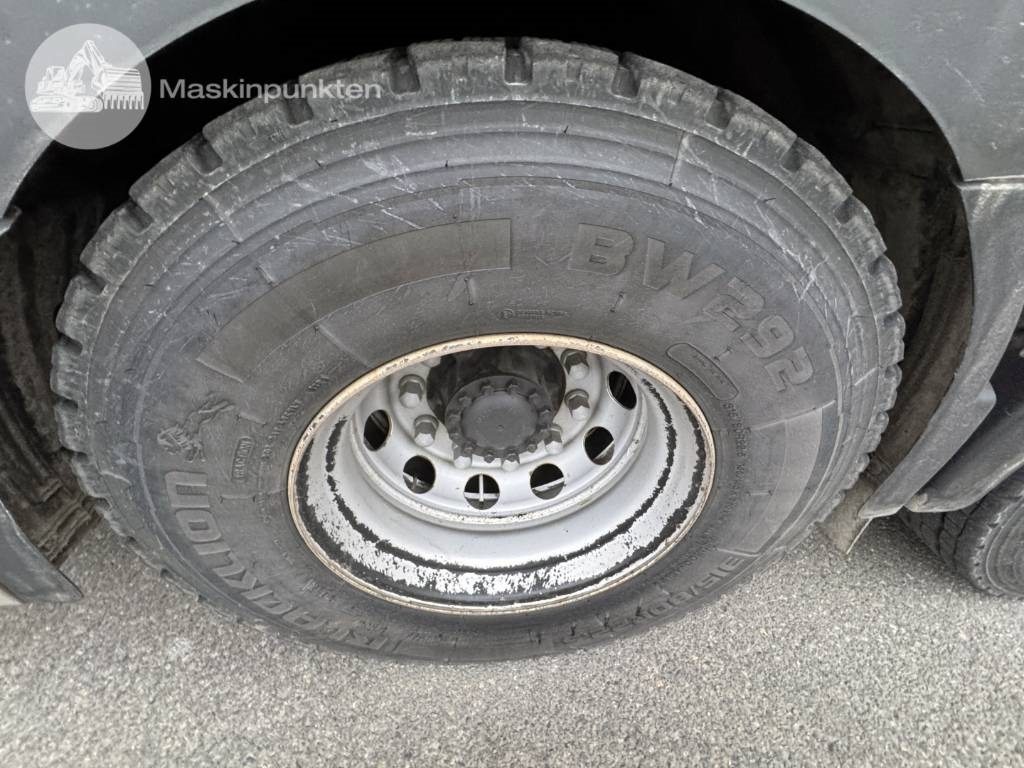 قلابات Volvo FH 16 750: صور 10