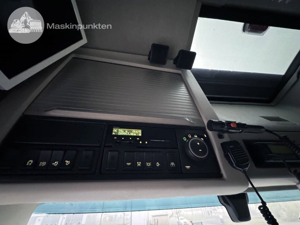 قلابات Volvo FH 16 750: صور 41