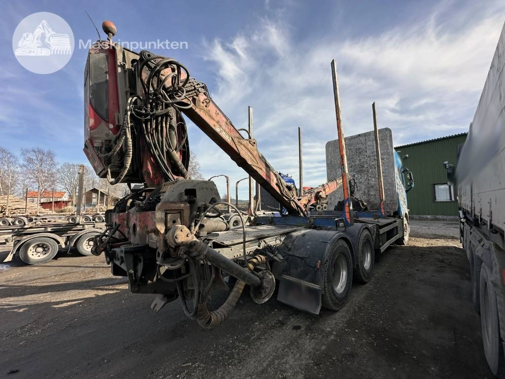 Volvo FH 16 750 - شاحنة قطع الأشجار: صور 5 Volvo FH 16 750 - شاحنة قطع الأشجار: صور 5