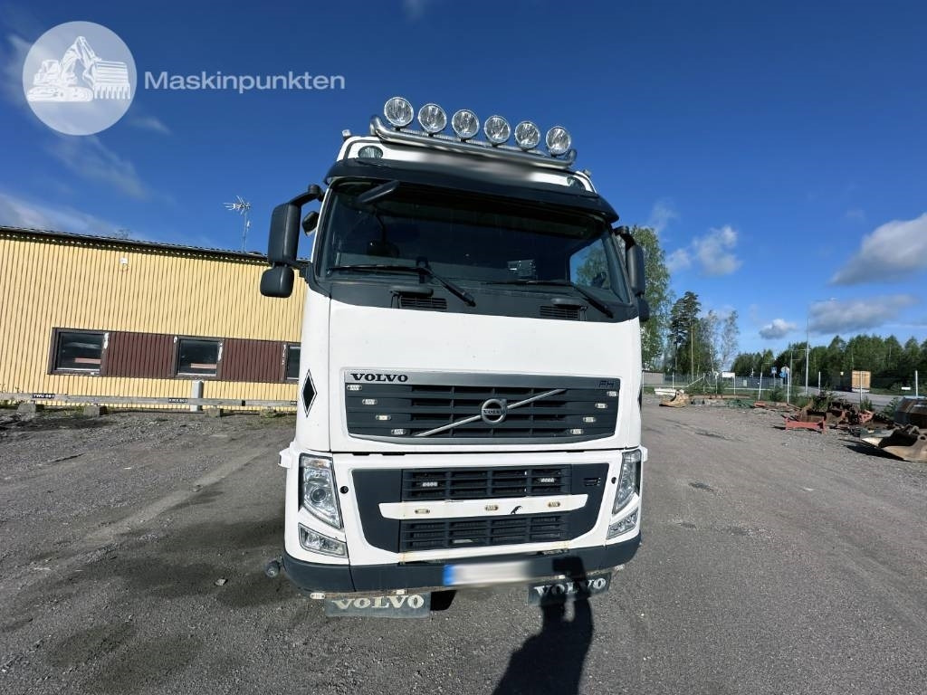 Volvo FH 500 - شاحنة ذات الخطاف: صور 3 Volvo FH 500 - شاحنة ذات الخطاف: صور 3