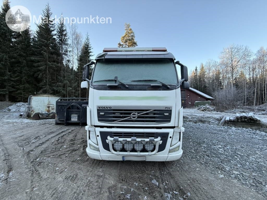 Volvo FH 8*4 Tridem lastväxlare - شاحنة ذات الخطاف: صور 3 Volvo FH 8*4 Tridem lastväxlare - شاحنة ذات الخطاف: صور 3