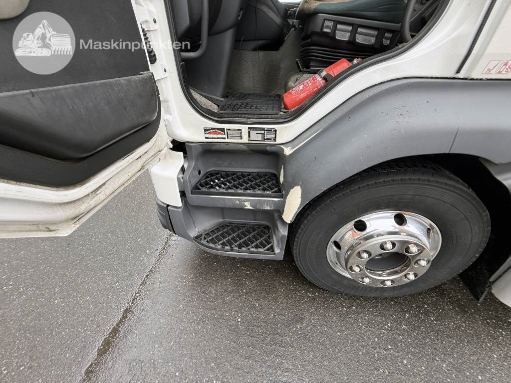 شاحنة كرين Volvo FL 260: صور 45
