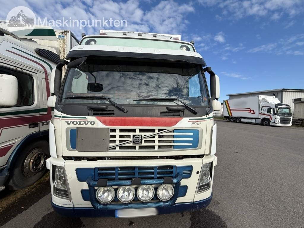 Volvo FM 440 - بصندوق مغلق شاحنة: صور 2 Volvo FM 440 - بصندوق مغلق شاحنة: صور 2