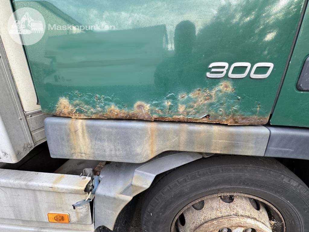 بصندوق مغلق شاحنة Volvo FM 9 300: صور 47
