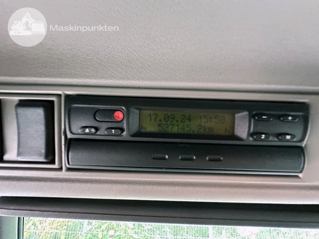 بصندوق مغلق شاحنة Volvo FM 9 300: صور 22