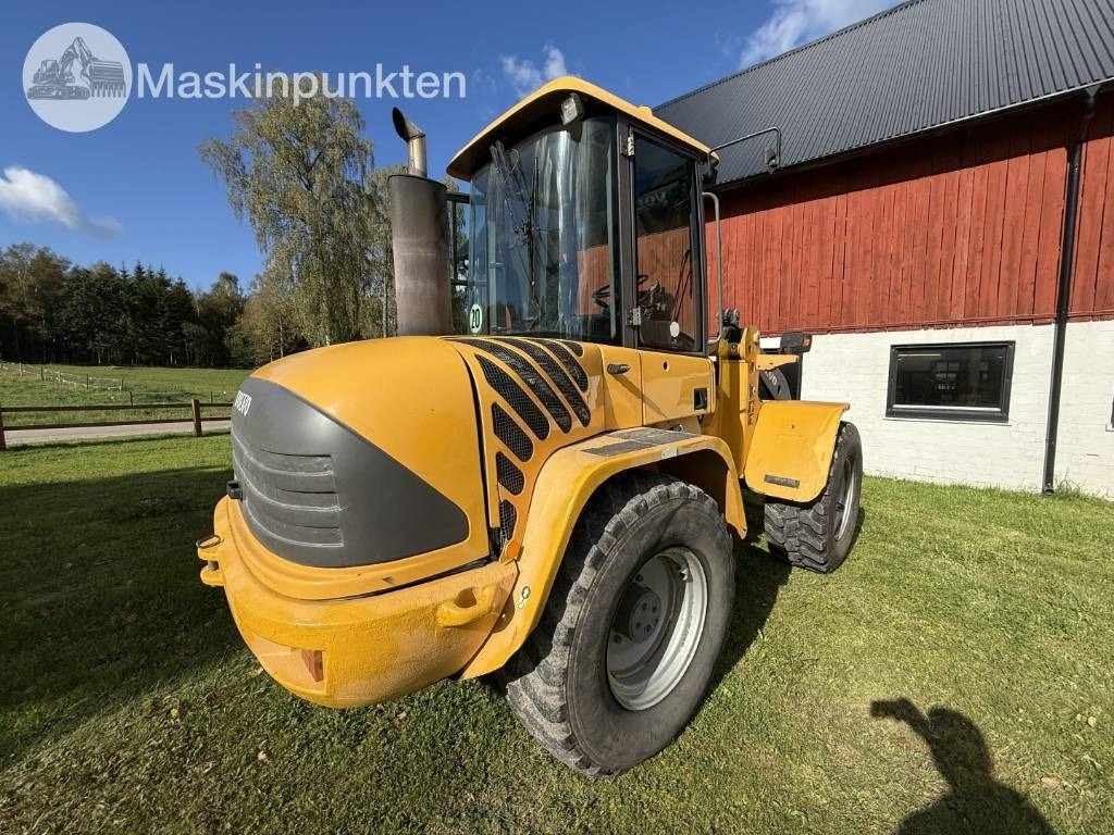 Volvo L 40 B - اللودر بعجل: صور 5 Volvo L 40 B - اللودر بعجل: صور 5