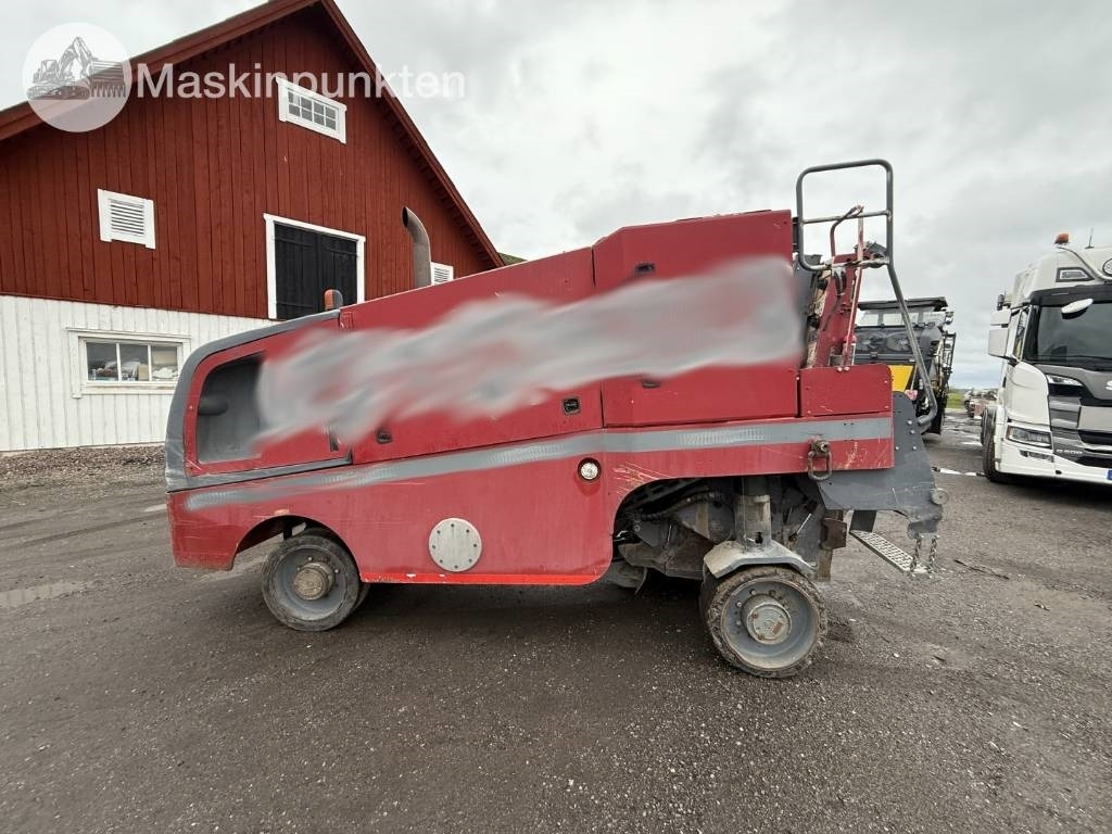 ماكينات لصقل الأسفلت Wirtgen W 100: صور 6