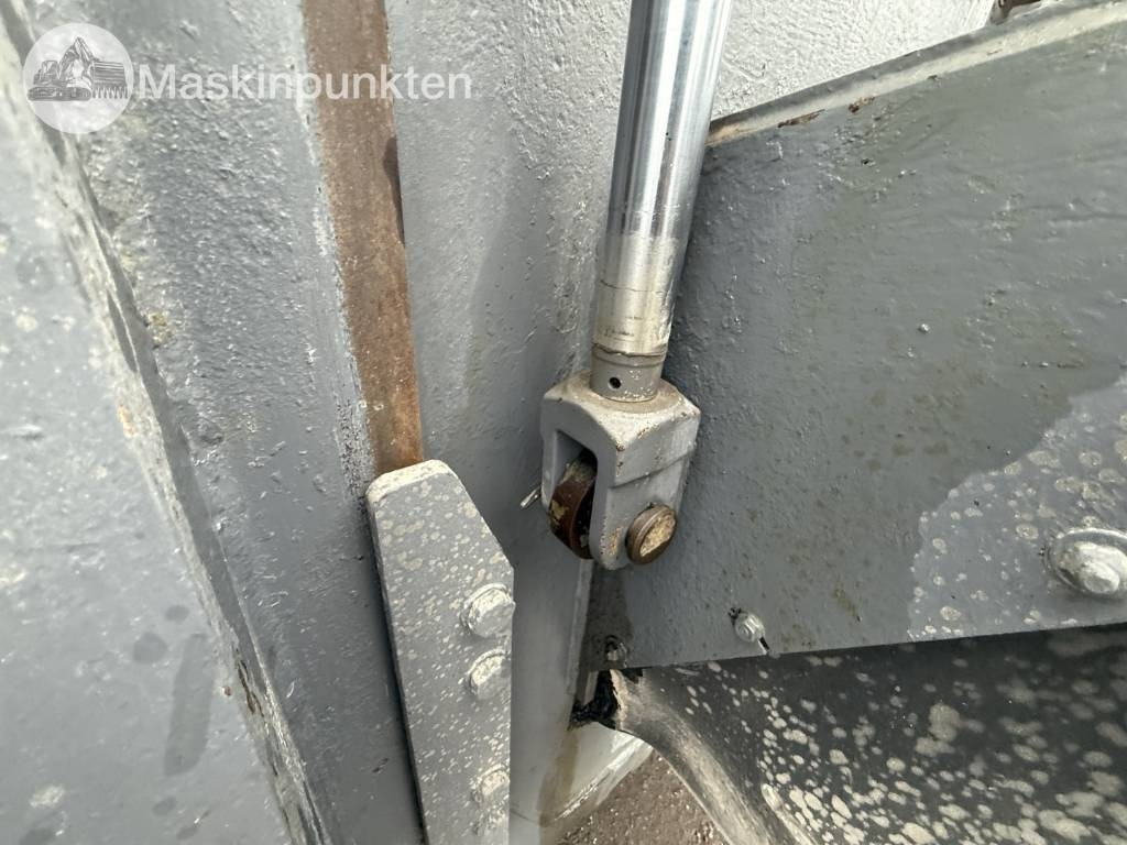 ماكينات لصقل الأسفلت Wirtgen W 100: صور 31