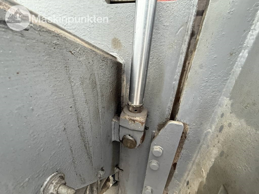 ماكينات لصقل الأسفلت Wirtgen W 100: صور 24