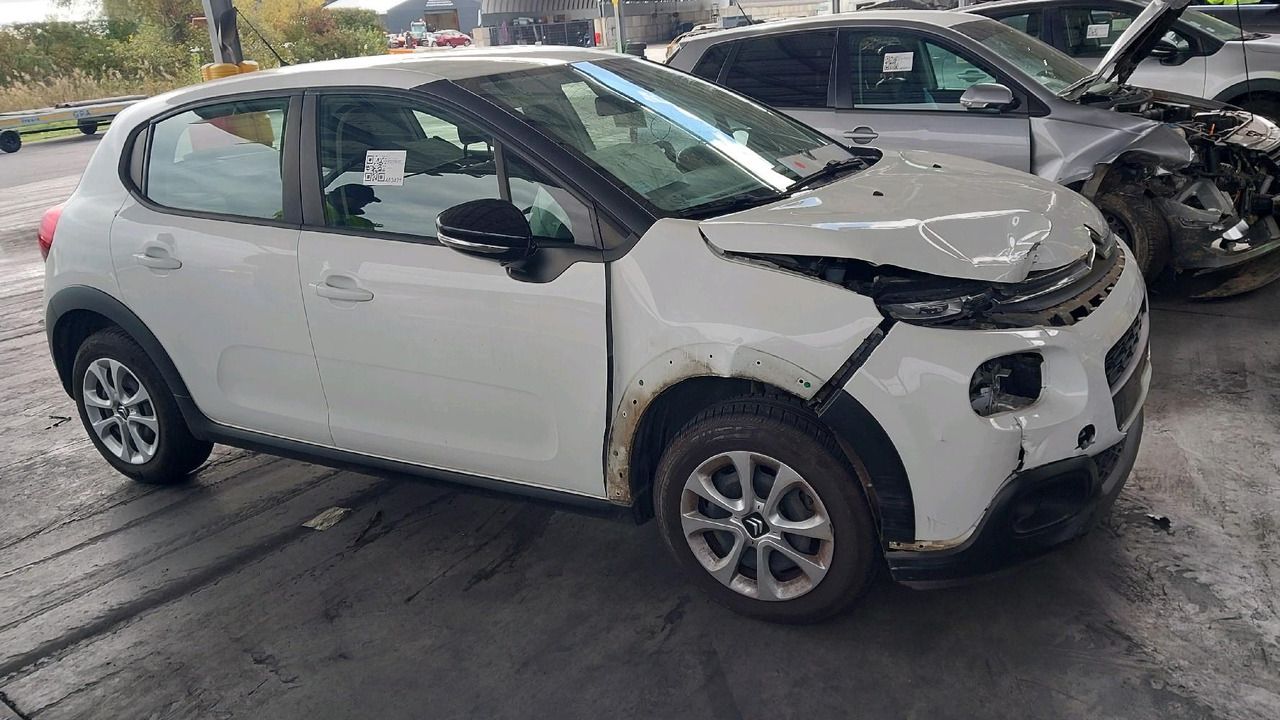 CITROEN C3 III 1.2 PURETECH - سيارة: صور 3 CITROEN C3 III 1.2 PURETECH - سيارة: صور 3