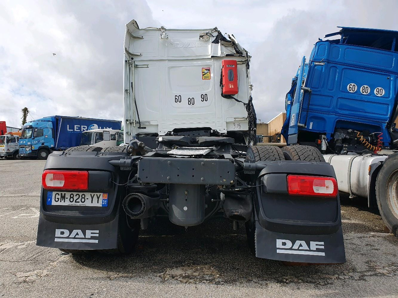 DAF XF 480 - شاحنة جرار: صور 5 DAF XF 480 - شاحنة جرار: صور 5
