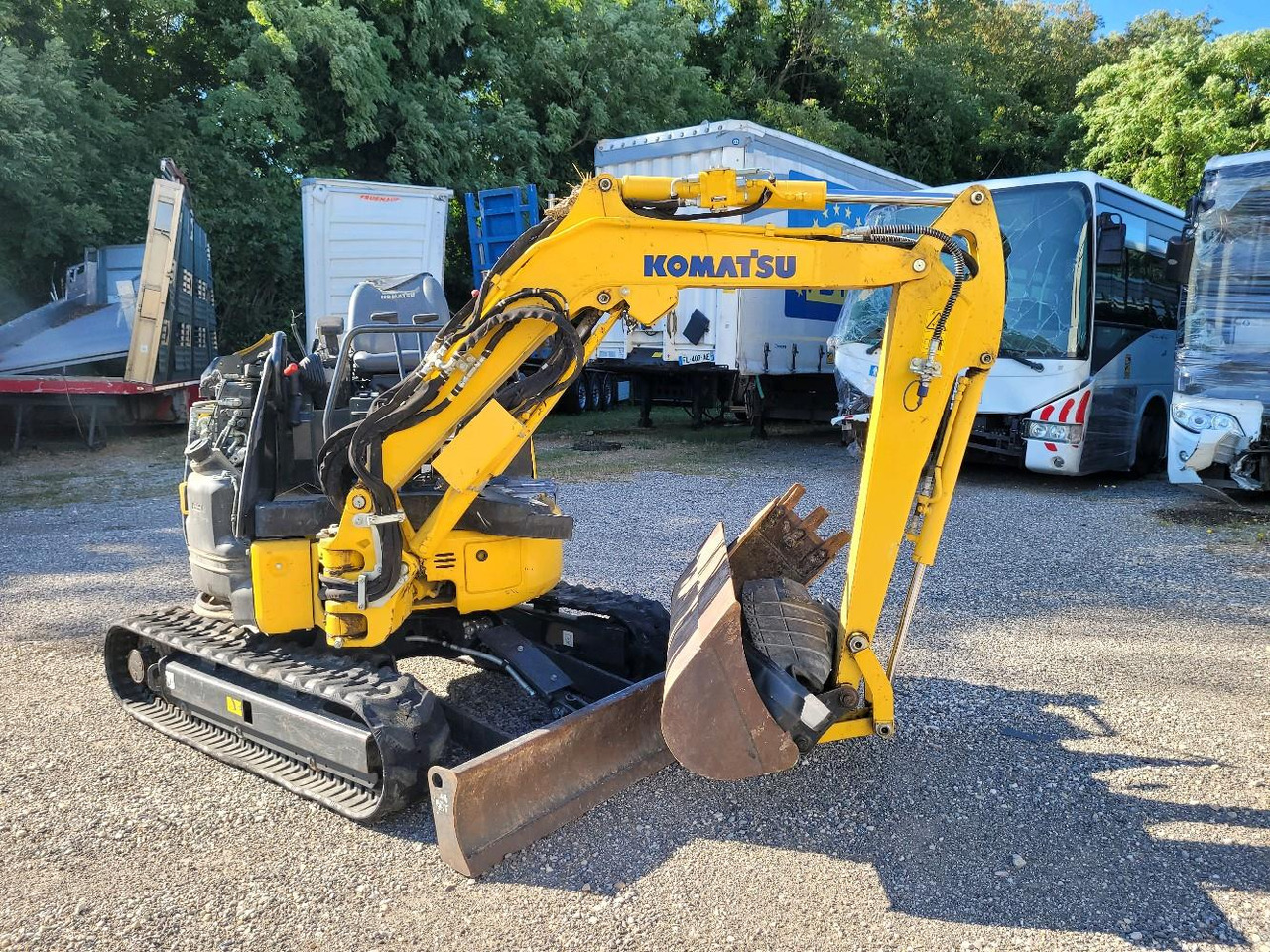 KOMATSU MINI PELLE FC 24 MR-5 - حفارة مصغرة: صور 1 KOMATSU MINI PELLE FC 24 MR-5 - حفارة مصغرة: صور 1