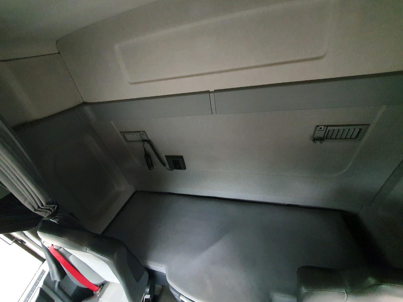 RENAULT C 480 P6X2 AMPIROLL إيجار RENAULT C 480 P6X2 AMPIROLL: صور 10