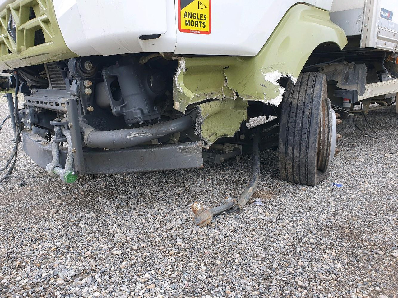 بصندوق مغلق شاحنة RENAULT D 12 DTI 215: صور 20
