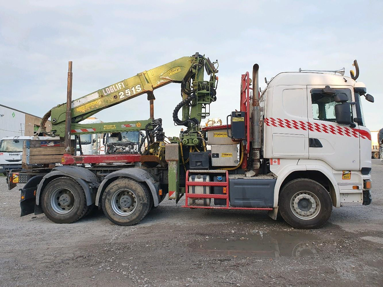 SCANIA R 580 FOREST GRUE - شاحنة جرار: صور 3 SCANIA R 580 FOREST GRUE - شاحنة جرار: صور 3