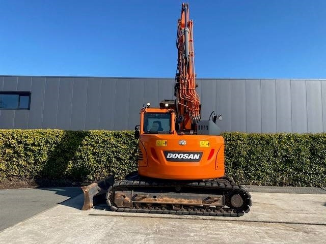 Doosan DX140LCR-5 - حفارات زحافة: صور 2 Doosan DX140LCR-5 - حفارات زحافة: صور 2
