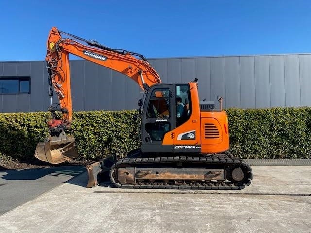 Doosan DX140LCR-5 - حفارات زحافة: صور 5 Doosan DX140LCR-5 - حفارات زحافة: صور 5
