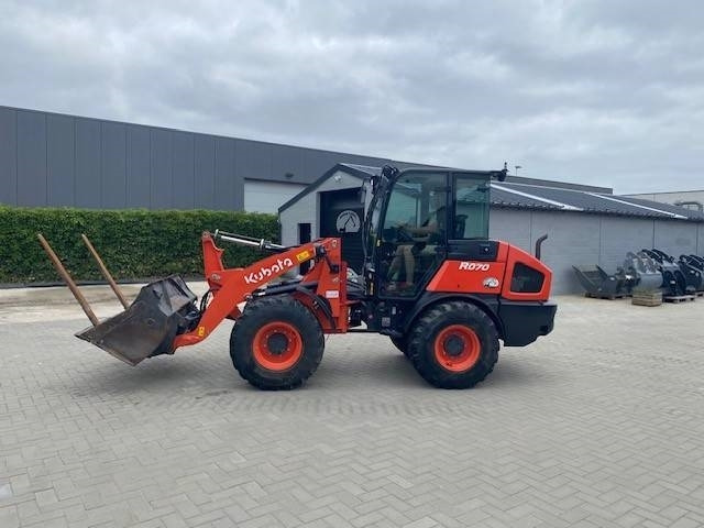 Kubota R 070 - اللودر بعجل: صور 2 Kubota R 070 - اللودر بعجل: صور 2