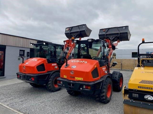 Kubota R 090 - اللودر بعجل: صور 3 Kubota R 090 - اللودر بعجل: صور 3