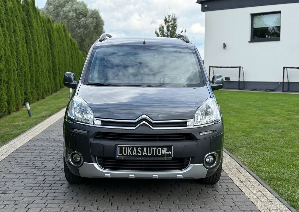 Citroën Berlingo 1.6 HDi XTR - سيارة: صور 2 Citroën Berlingo 1.6 HDi XTR - سيارة: صور 2