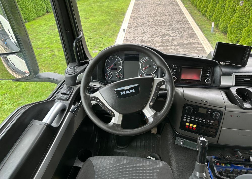 قلابات MAN TGS 440 / 8x4 / HMF 1530 / HYDROBURTA: صور 9 قلابات MAN TGS 440 / 8x4 / HMF 1530 / HYDROBURTA: صور 9