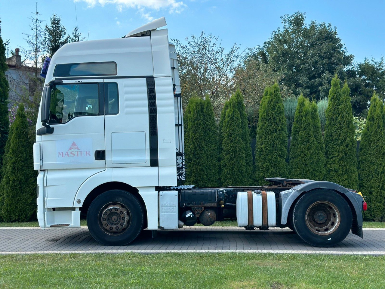 MAN TGX 18.440 XXL RETARDER - شاحنة جرار: صور 4 MAN TGX 18.440 XXL RETARDER - شاحنة جرار: صور 4
