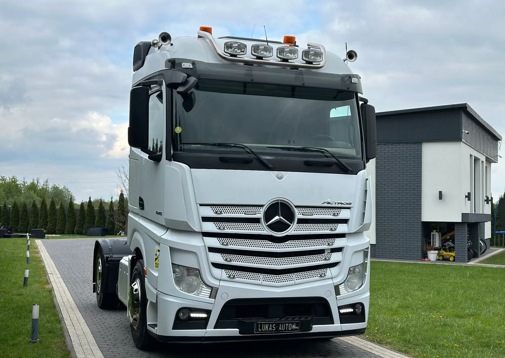 Mercedes-Benz ACTROS 1845 AUTOMAT LODÓWKA - شاحنة جرار: صور 1 Mercedes-Benz ACTROS 1845 AUTOMAT LODÓWKA - شاحنة جرار: صور 1