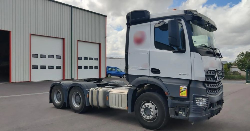 Mercedes-Benz AROCS 3353 6X4 68 TON - شاحنة جرار: صور 4 Mercedes-Benz AROCS 3353 6X4 68 TON - شاحنة جرار: صور 4