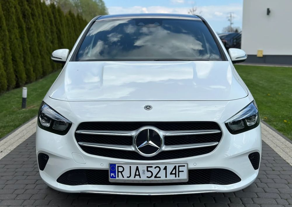 Mercedes-Benz Klasa B - سيدان: صور 2 Mercedes-Benz Klasa B - سيدان: صور 2