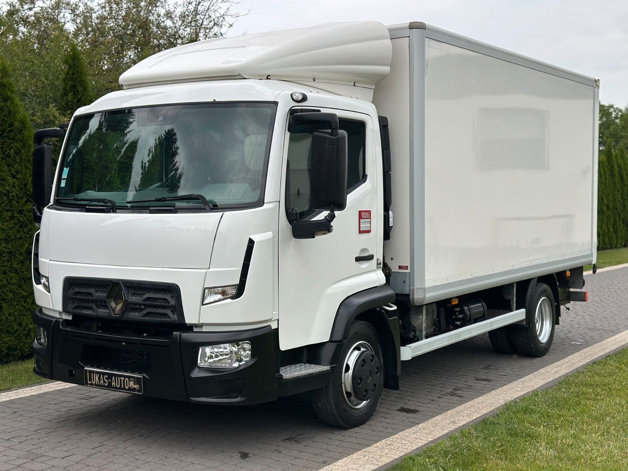 Renault D 7.5 LIFT 7,5 T AUTOMATIC GEARBOX CAMERA - بصندوق مغلق شاحنة: صور 1 Renault D 7.5 LIFT 7,5 T AUTOMATIC GEARBOX CAMERA - بصندوق مغلق شاحنة: صور 1
