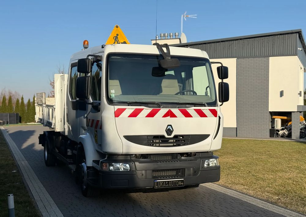 Renault MIDLUM 220 12 T WYWROTKA 6 MIEJSC - قلابات: صور 4 Renault MIDLUM 220 12 T WYWROTKA 6 MIEJSC - قلابات: صور 4