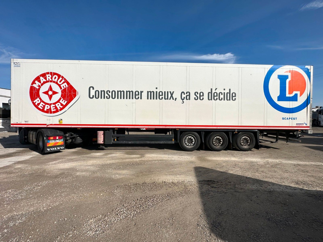 Schmitz Cargobull AXLE SCHMITZ DOPPELSTOCK CARRIER VECTOR 1850 MT - مبردة نصف مقطورة: صور 4 Schmitz Cargobull AXLE SCHMITZ DOPPELSTOCK CARRIER VECTOR 1850 MT - مبردة نصف مقطورة: صور 4