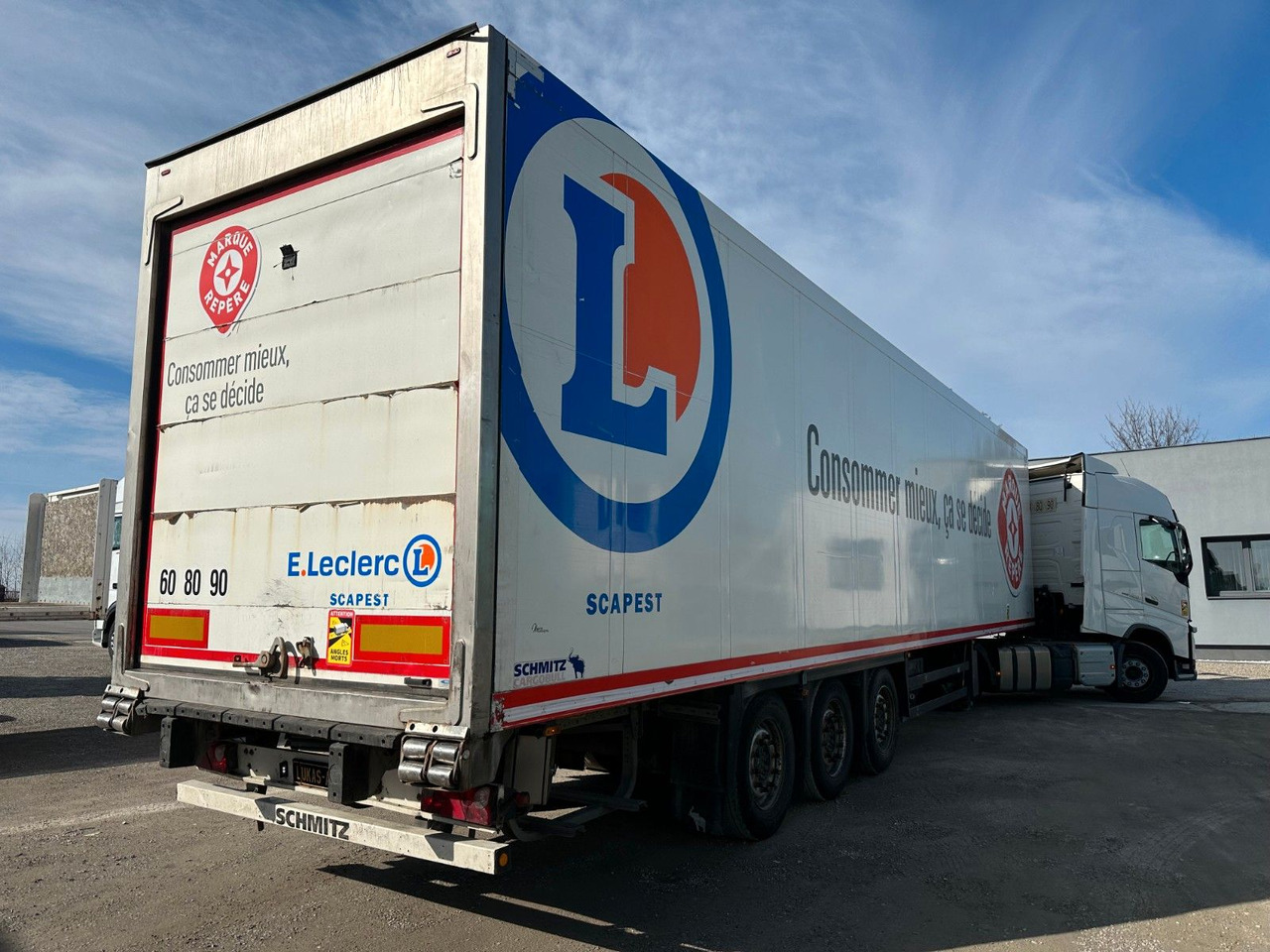 Schmitz Cargobull AXLE SCHMITZ DOPPELSTOCK CARRIER VECTOR 1850 MT - مبردة نصف مقطورة: صور 5 Schmitz Cargobull AXLE SCHMITZ DOPPELSTOCK CARRIER VECTOR 1850 MT - مبردة نصف مقطورة: صور 5