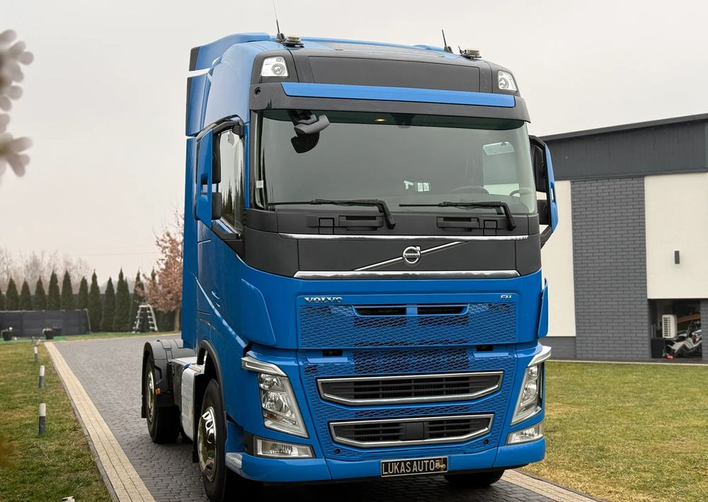 Volvo FH 500 HYDRAULIKA - شاحنة جرار: صور 3 Volvo FH 500 HYDRAULIKA - شاحنة جرار: صور 3