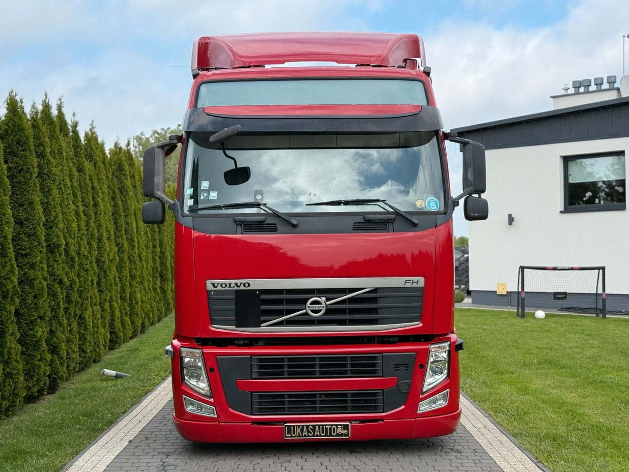 Volvo FH 500 LOW DECK LOW KMS - شاحنة جرار: صور 2 Volvo FH 500 LOW DECK LOW KMS - شاحنة جرار: صور 2
