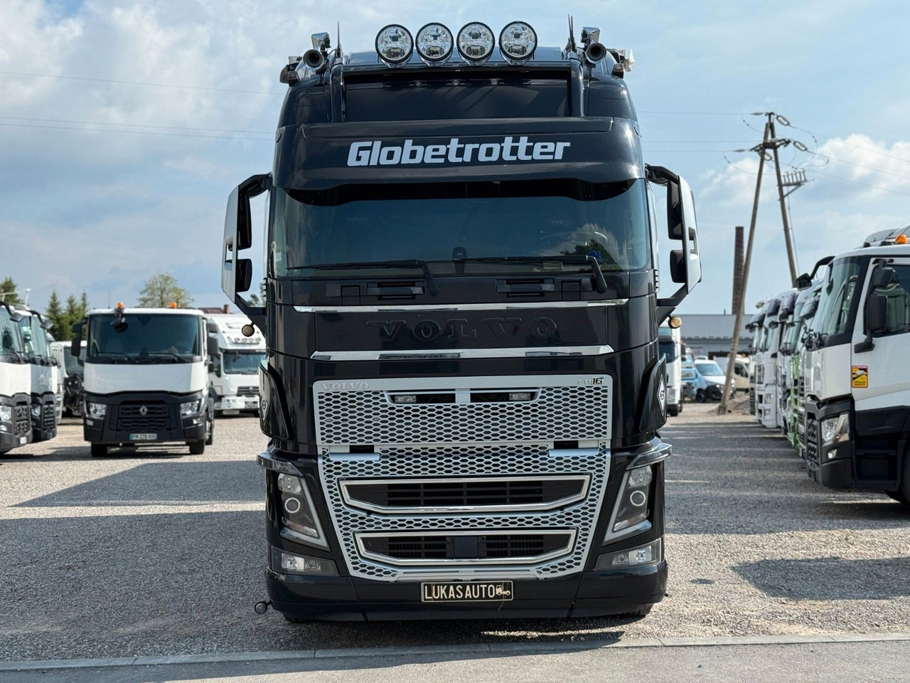 Volvo FH16 660 HP XL TANDEM 6x2 LIMITED EDITION - شاحنة ستارة: صور 2 Volvo FH16 660 HP XL TANDEM 6x2 LIMITED EDITION - شاحنة ستارة: صور 2
