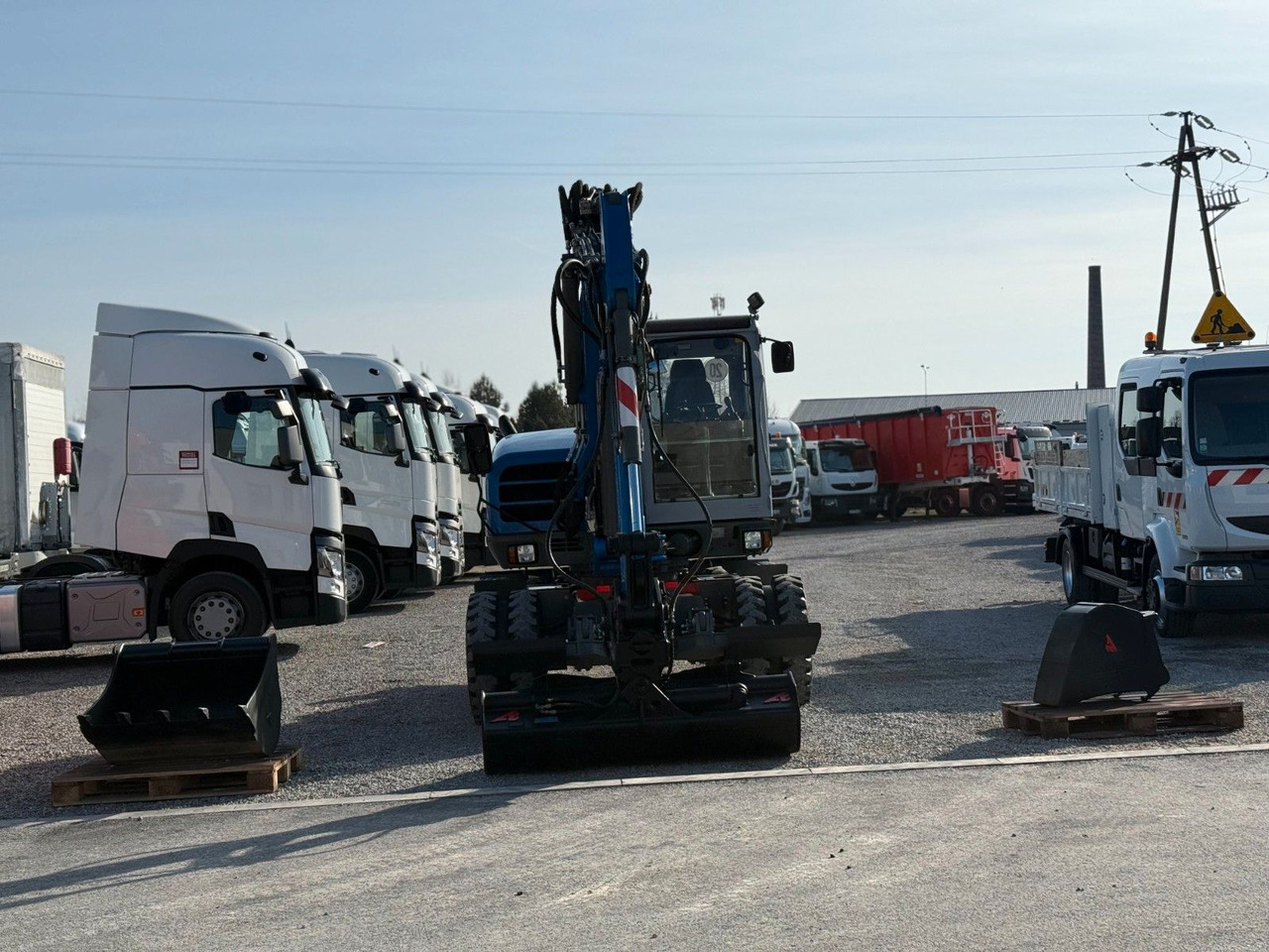 Wacker 9503-02 THREE-SIDE ARM - حفارة على عجلات: صور 2 Wacker 9503-02 THREE-SIDE ARM - حفارة على عجلات: صور 2