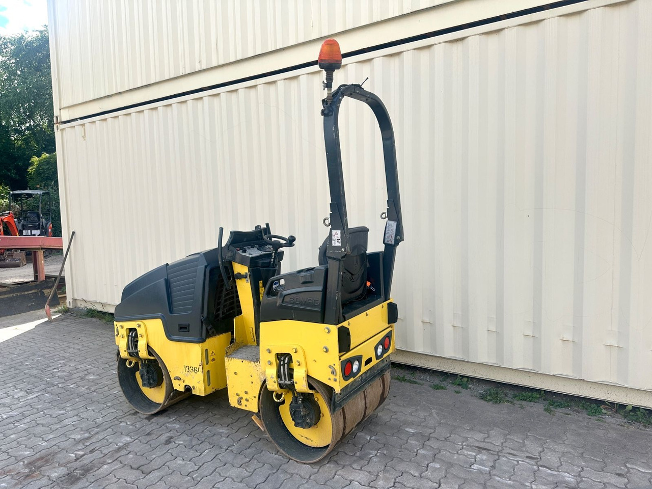 BOMAG BW80AD-5 / 2018 BJ / 999 H / 1.550 KG - مدحلة: صور 3 BOMAG BW80AD-5 / 2018 BJ / 999 H / 1.550 KG - مدحلة: صور 3