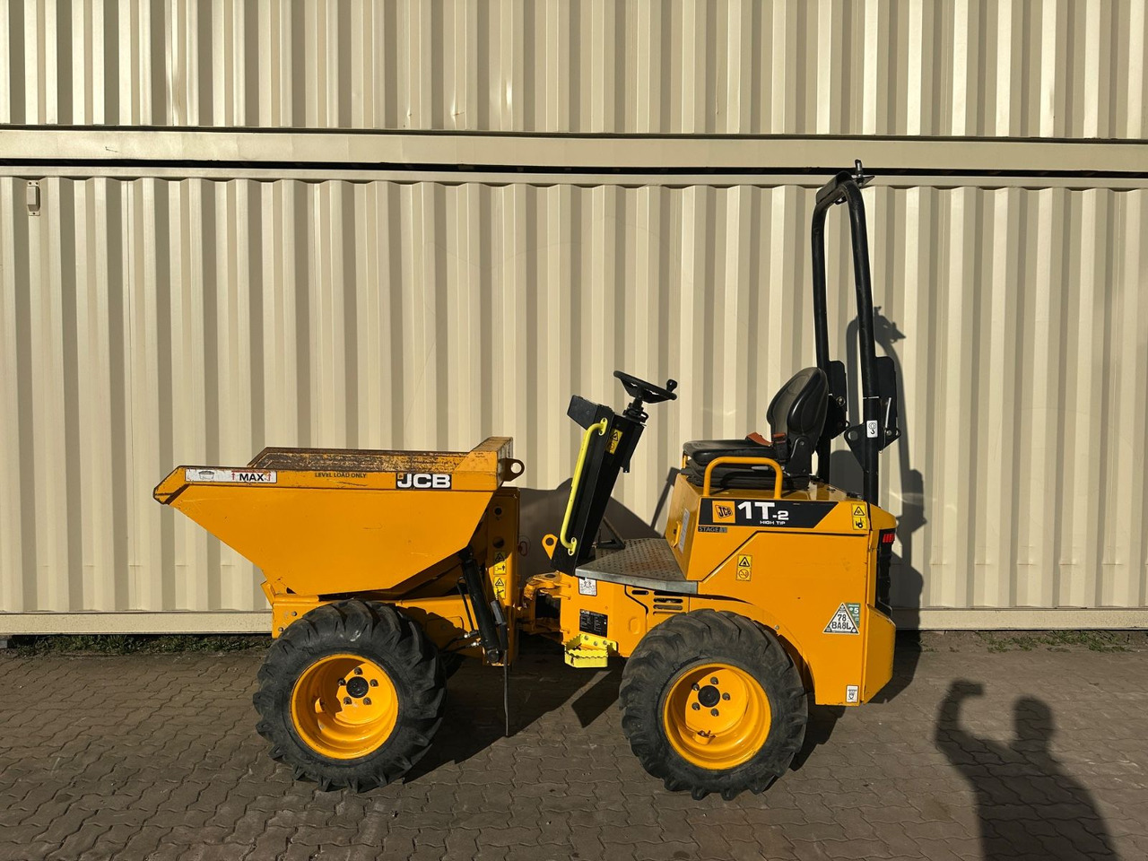 JCB 1T-2 High Tip Dumper, 598 Bh, 1.000 KG - شاحنة قلابة صغيرة: صور 2 JCB 1T-2 High Tip Dumper, 598 Bh, 1.000 KG - شاحنة قلابة صغيرة: صور 2