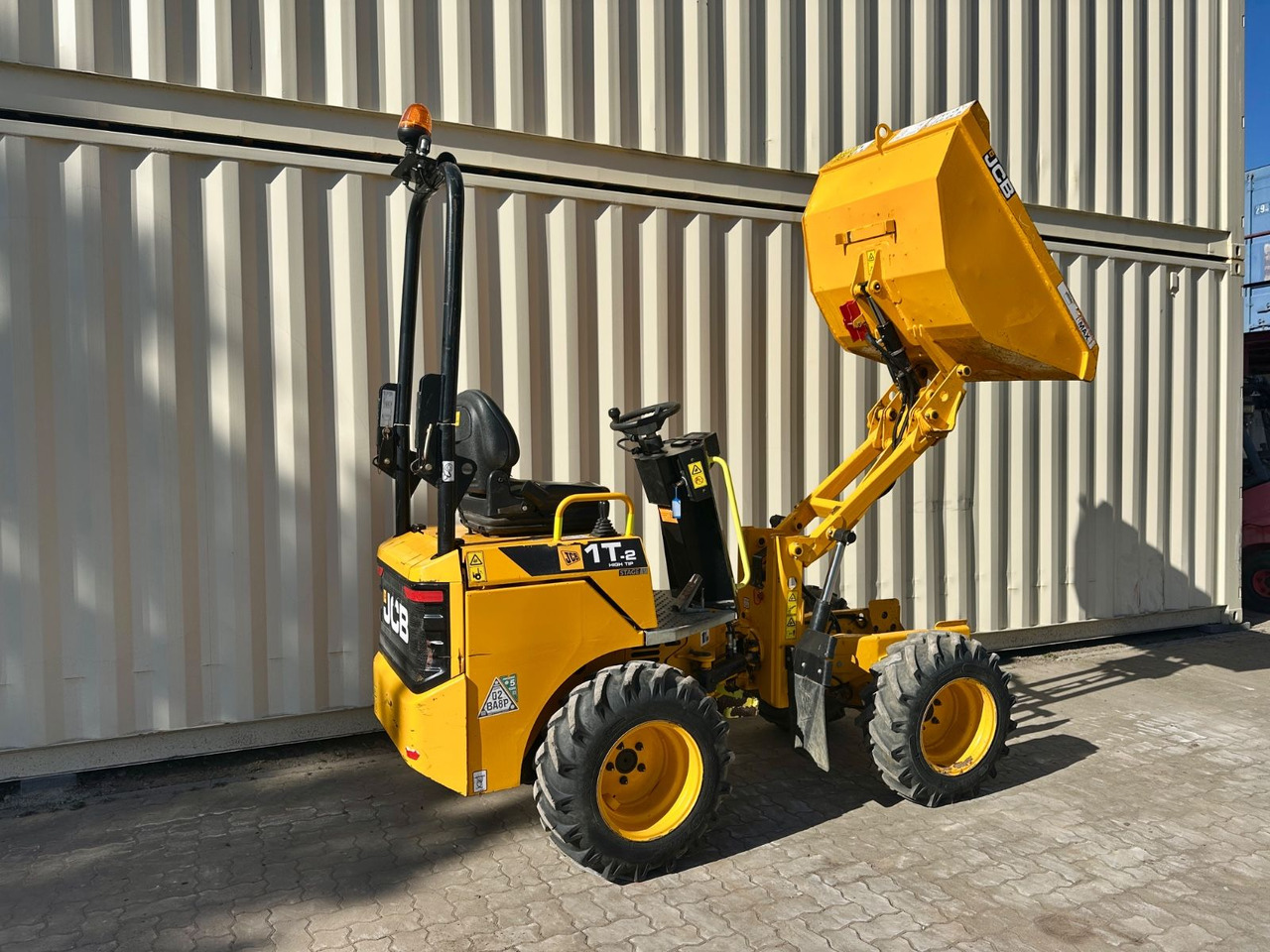 JCB 1T-2 High Tip Dumper, 674 Bh, 1.000 KG - شاحنة قلابة صغيرة: صور 4 JCB 1T-2 High Tip Dumper, 674 Bh, 1.000 KG - شاحنة قلابة صغيرة: صور 4