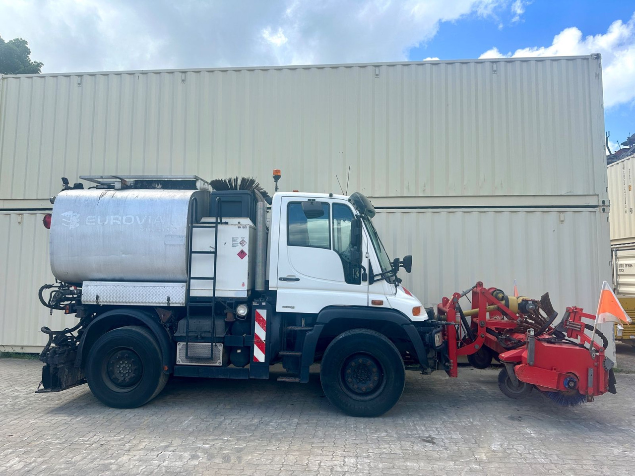 Unimog U400 Schäfer-Technic Bitum/Asphalt / TÜV 02/2026 - شاحنة: صور 5 Unimog U400 Schäfer-Technic Bitum/Asphalt / TÜV 02/2026 - شاحنة: صور 5