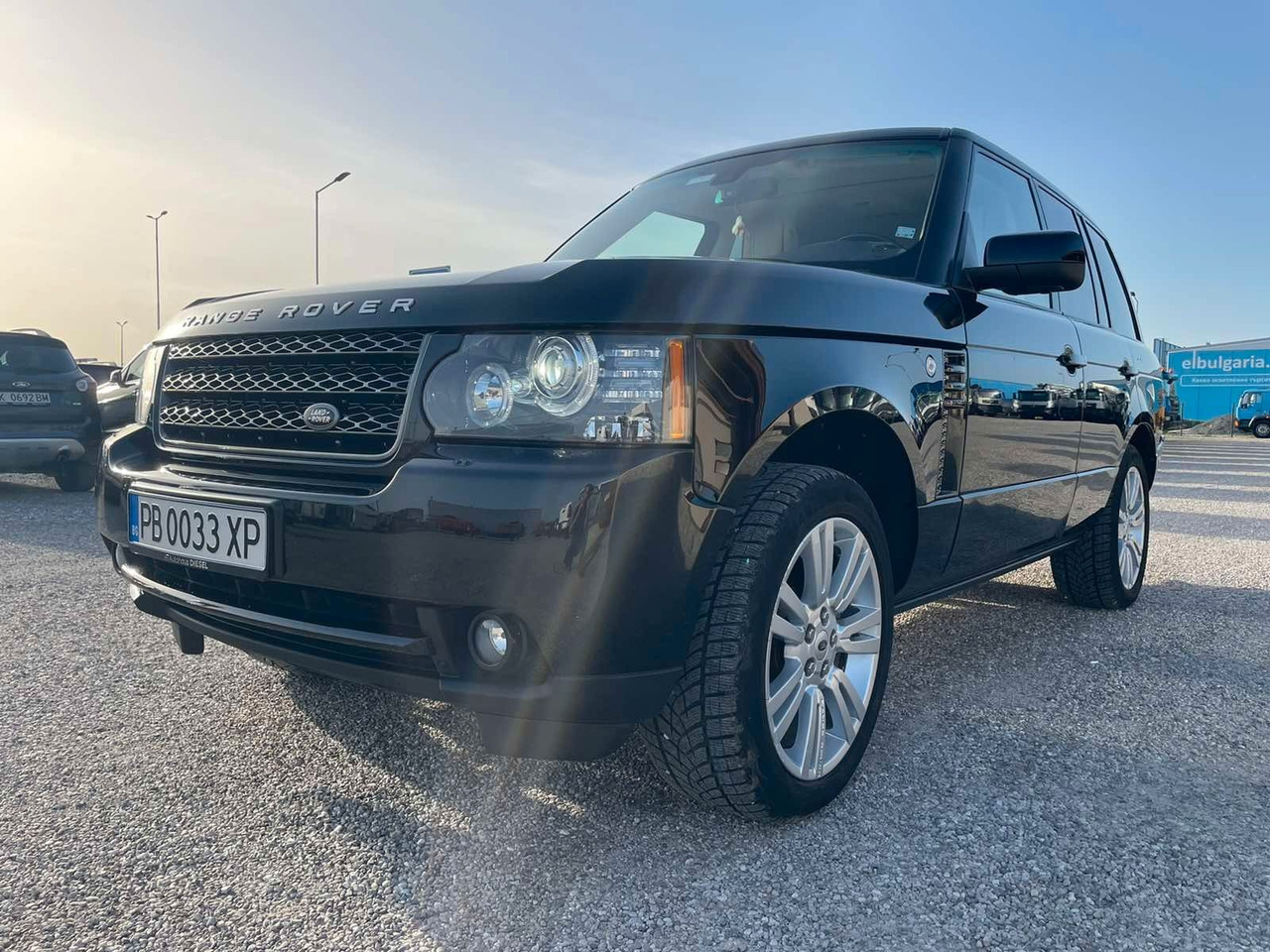 Land Rover Range Rover Vogue 4.4 TDV8 - سيارة دفع رباعي: صور 3 Land Rover Range Rover Vogue 4.4 TDV8 - سيارة دفع رباعي: صور 3