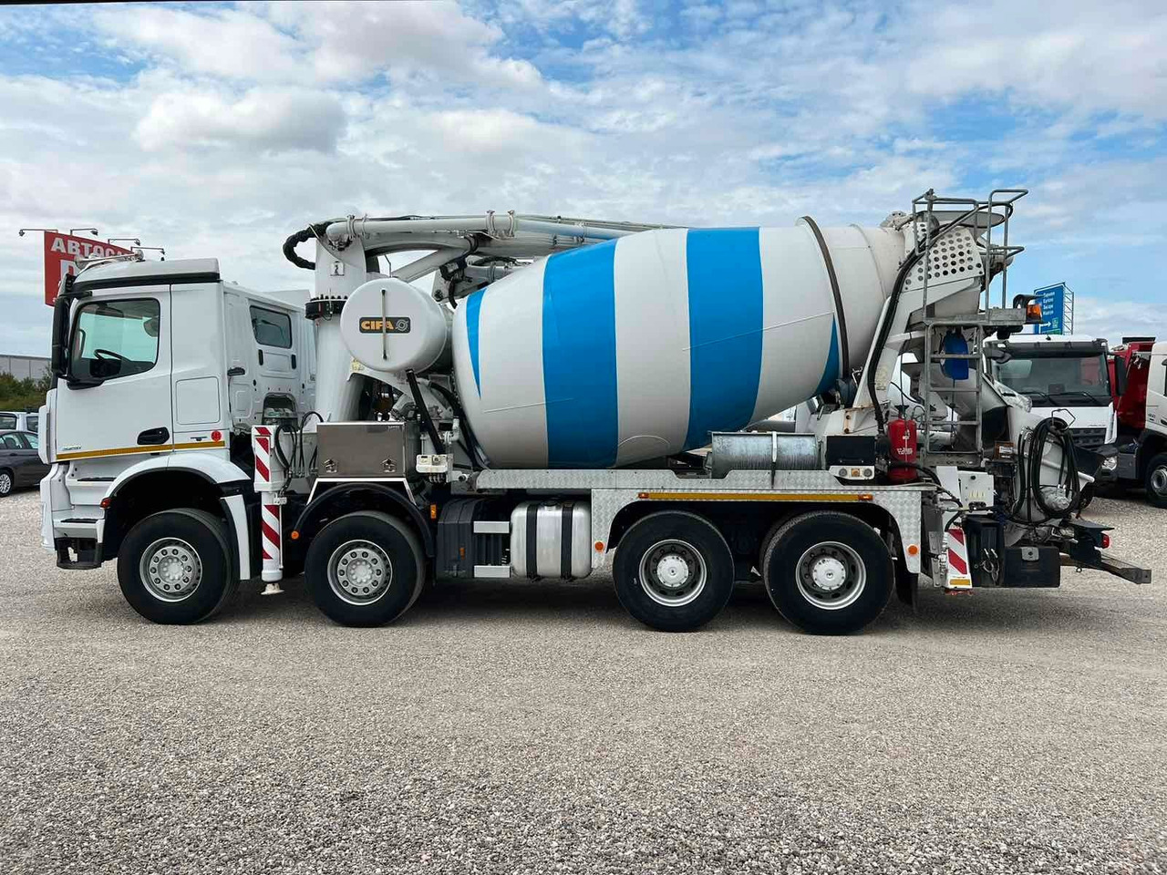 Mercedes-Benz AROCS 3251 CIFA MAGNUM MK28.4L - خلاطة مع مضخة: صور 4 Mercedes-Benz AROCS 3251 CIFA MAGNUM MK28.4L - خلاطة مع مضخة: صور 4